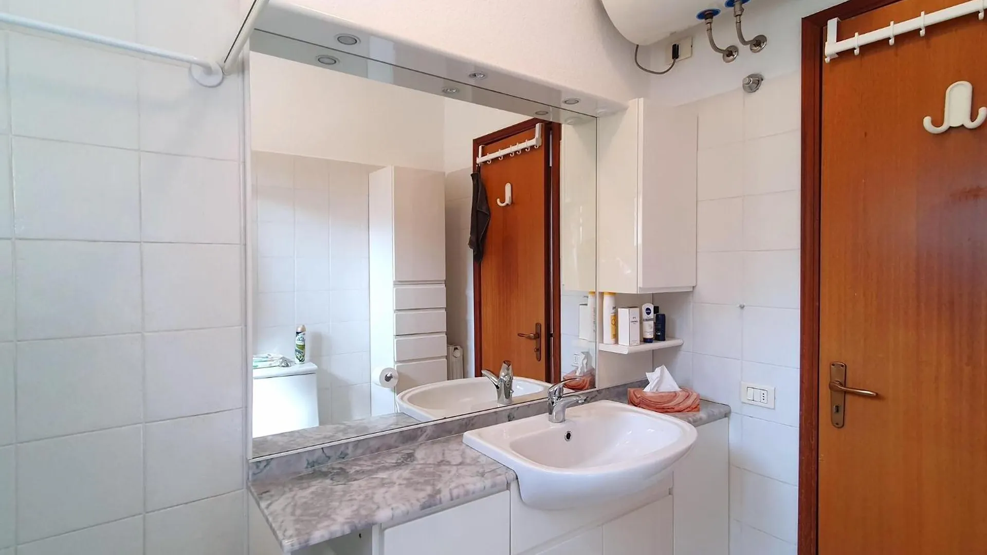 Belvilla By Oyo Pan03 3 - Residenza Panorama Maccagno 0*,  Italy