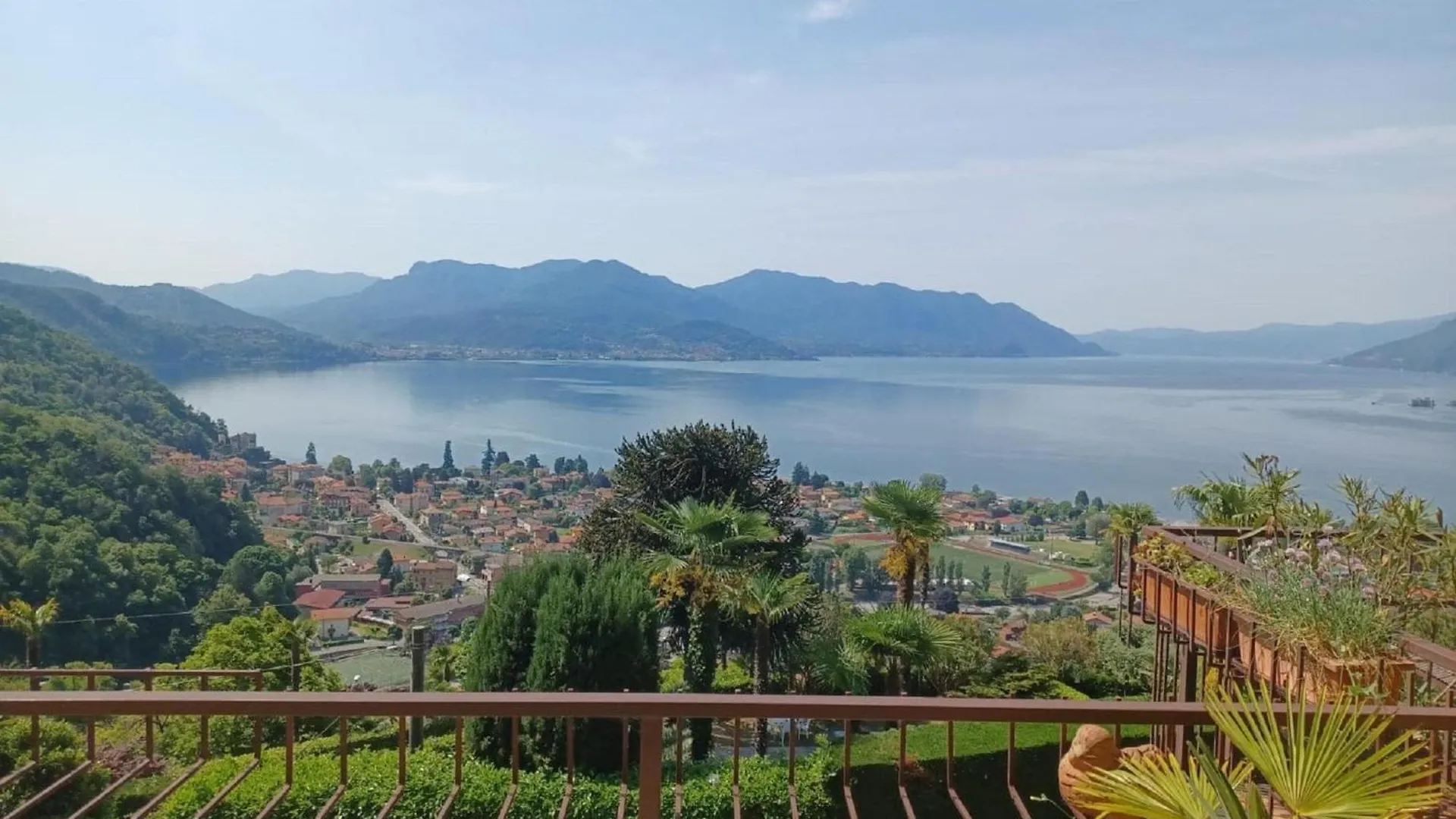 Belvilla By Oyo Pan03 3 - Residenza Panorama Maccagno 0*,