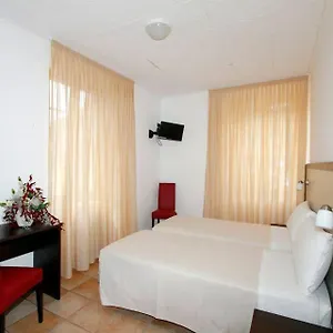 Albergo Maccagno Bed & Breakfast
