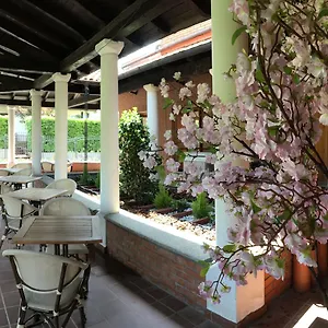 Casa Emmaus Ostello